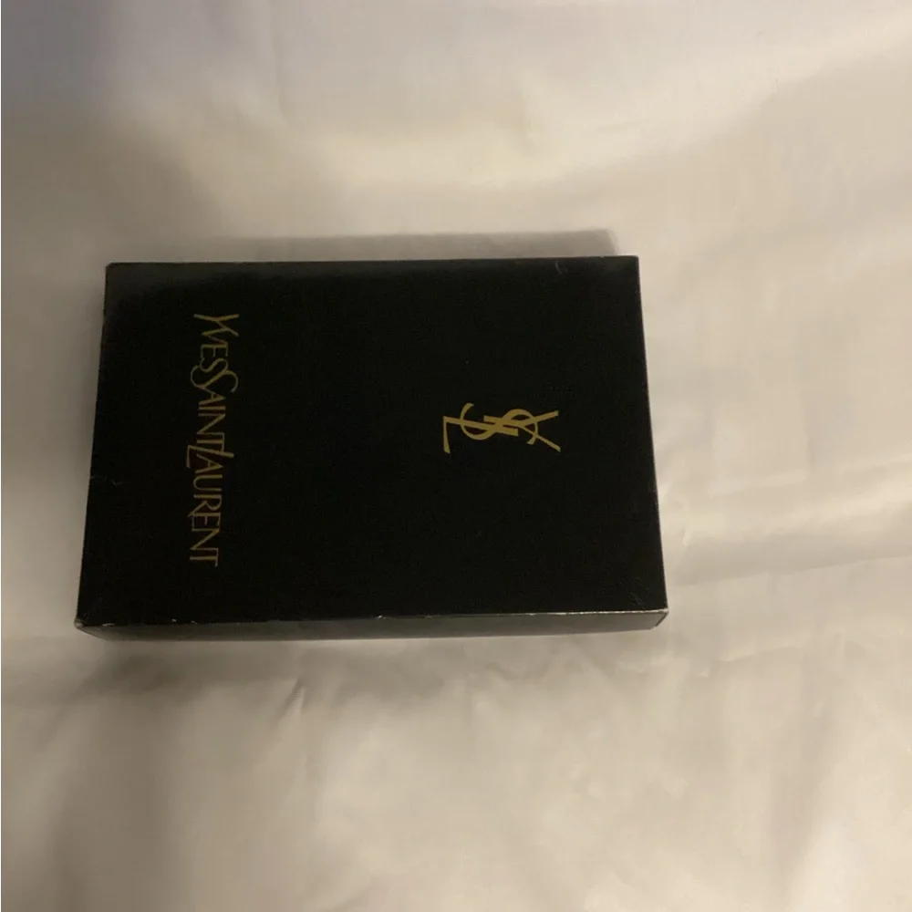 Yves Saint Laurent White and Blue Towel Set